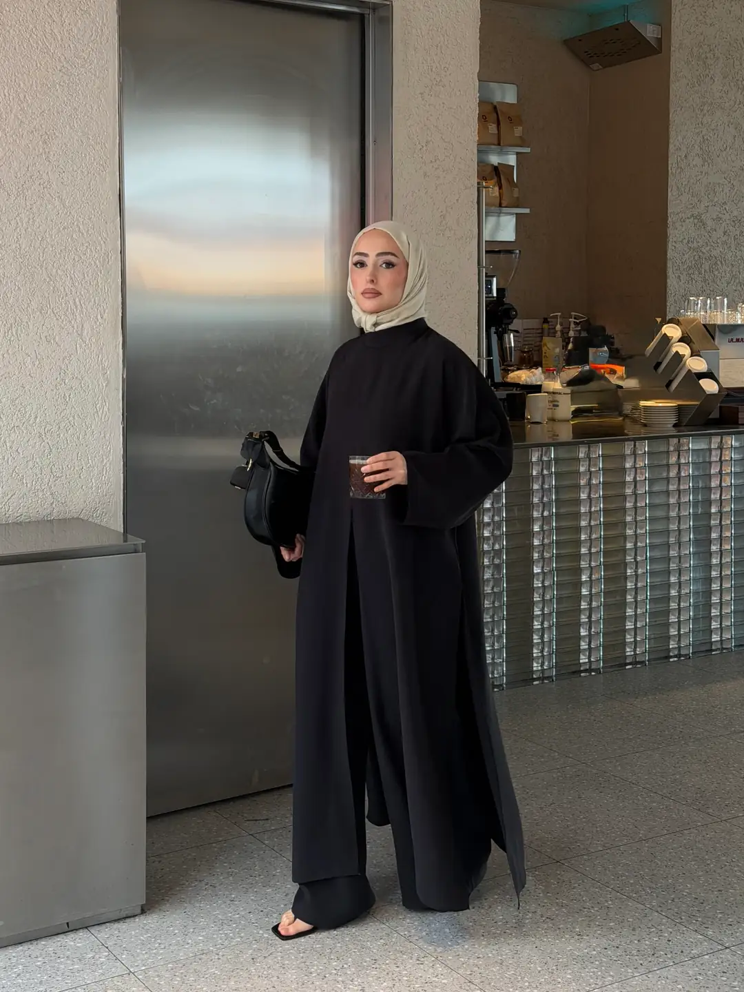 Sofia Şallı Yırtmaç Detay Takım Siyah