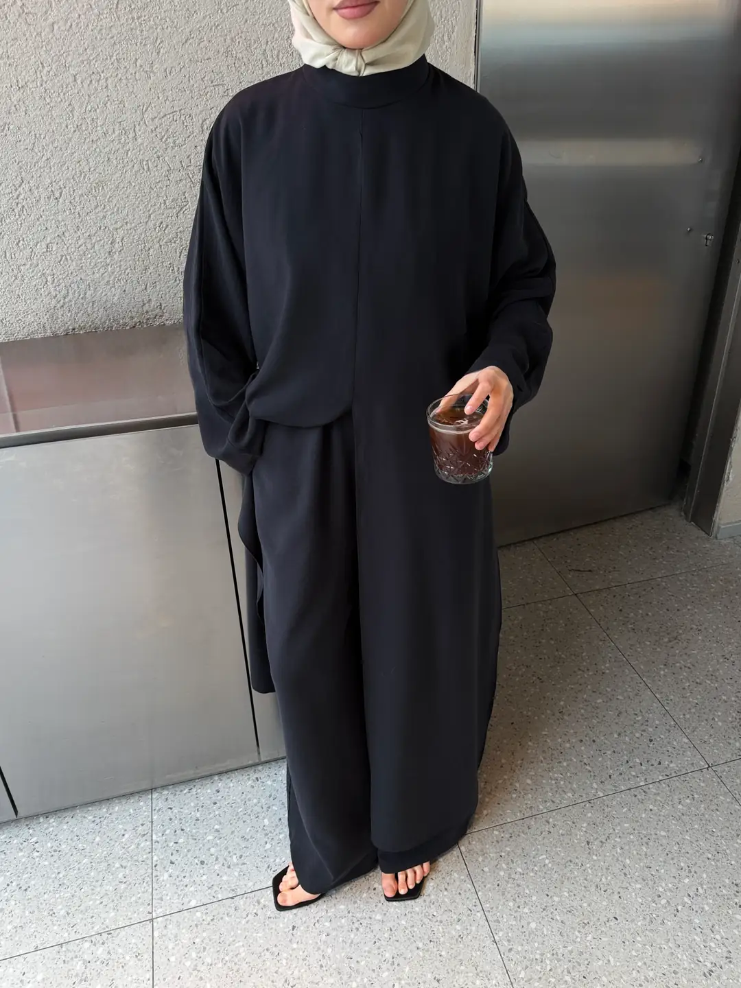 Sofia Şallı Yırtmaç Detay Takım Siyah