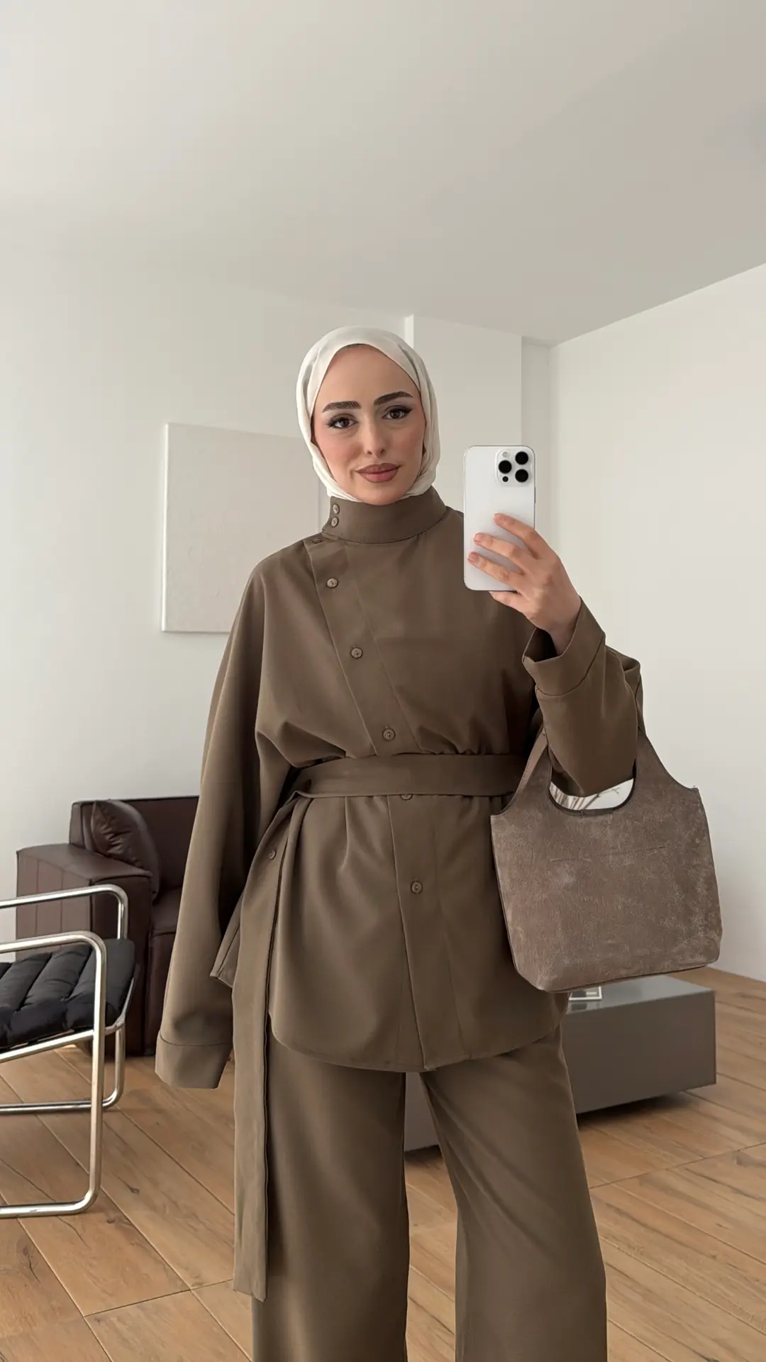 Düğme Detay Kemerli Takım Haki