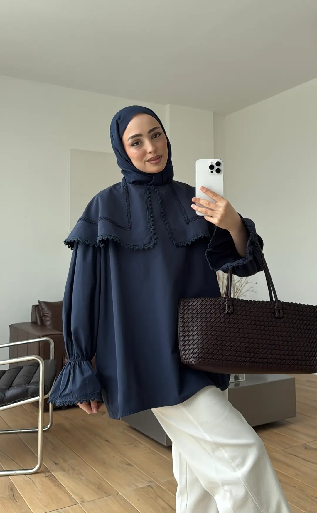 Bebe Yaka Dantel Geçişli Gömlek Lacivert