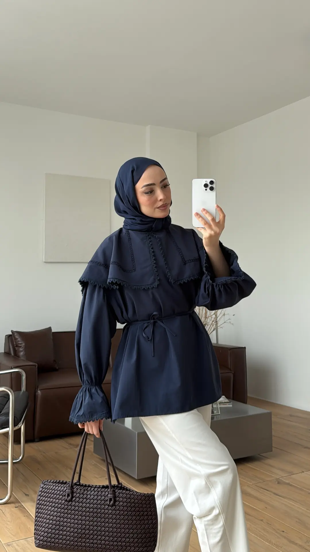 Bebe Yaka Dantel Geçişli Gömlek Lacivert