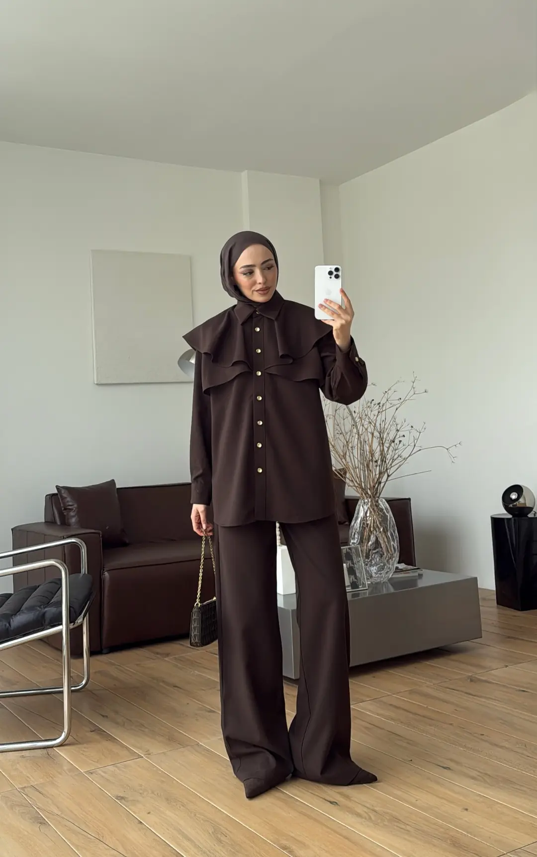 Omuzdan Fırfırlı Takım Kahve