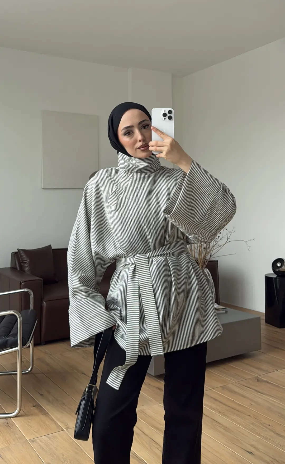 Yakası Düğmeli Çizgili Tunik Siyah