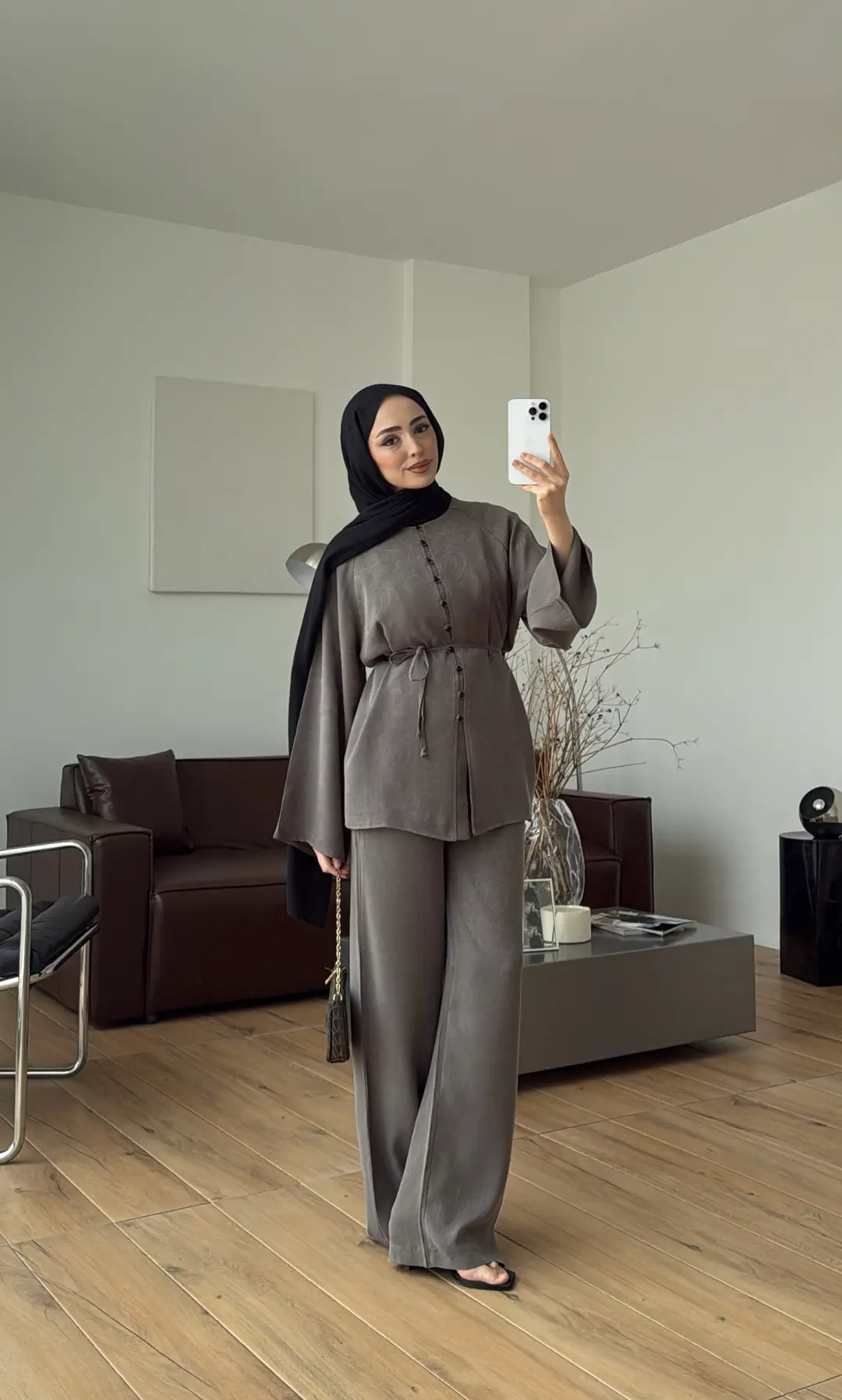 Önü Düğme Detaylı Takım Vizon 