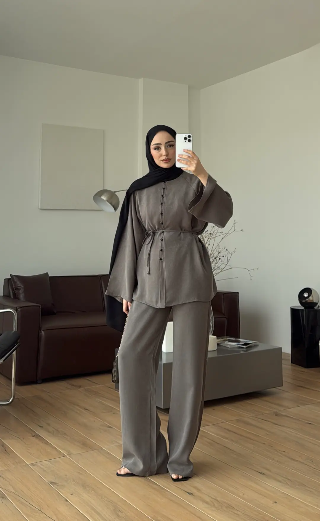 Önü Düğme Detaylı Takım Vizon 