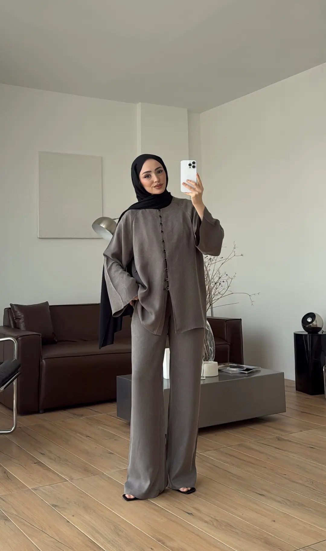 Önü Düğme Detaylı Takım Vizon 