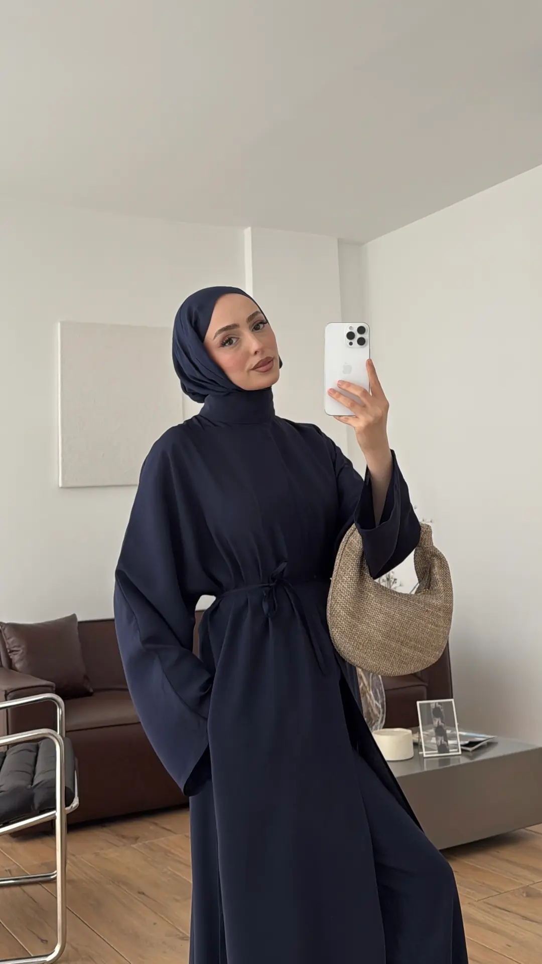 Sofia Yırtmaç Detay Takım Lacivert