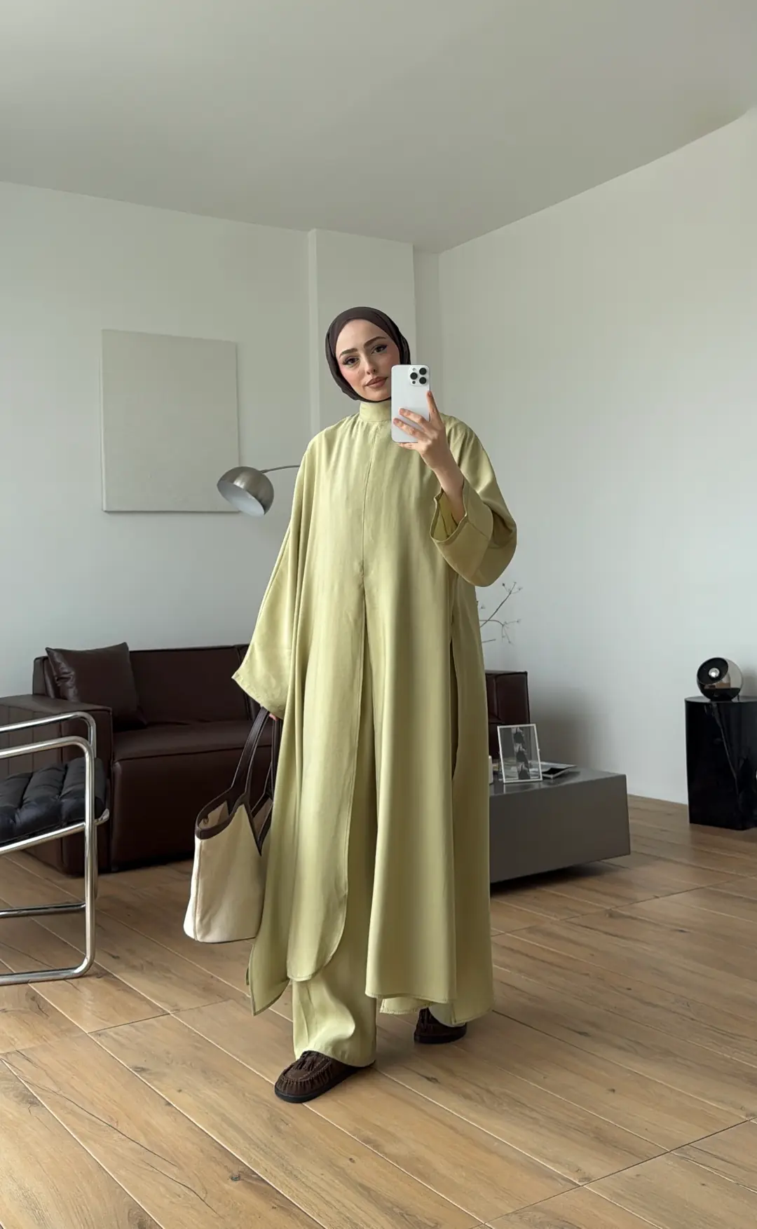 Sofia Yırtmaç Detay Takım