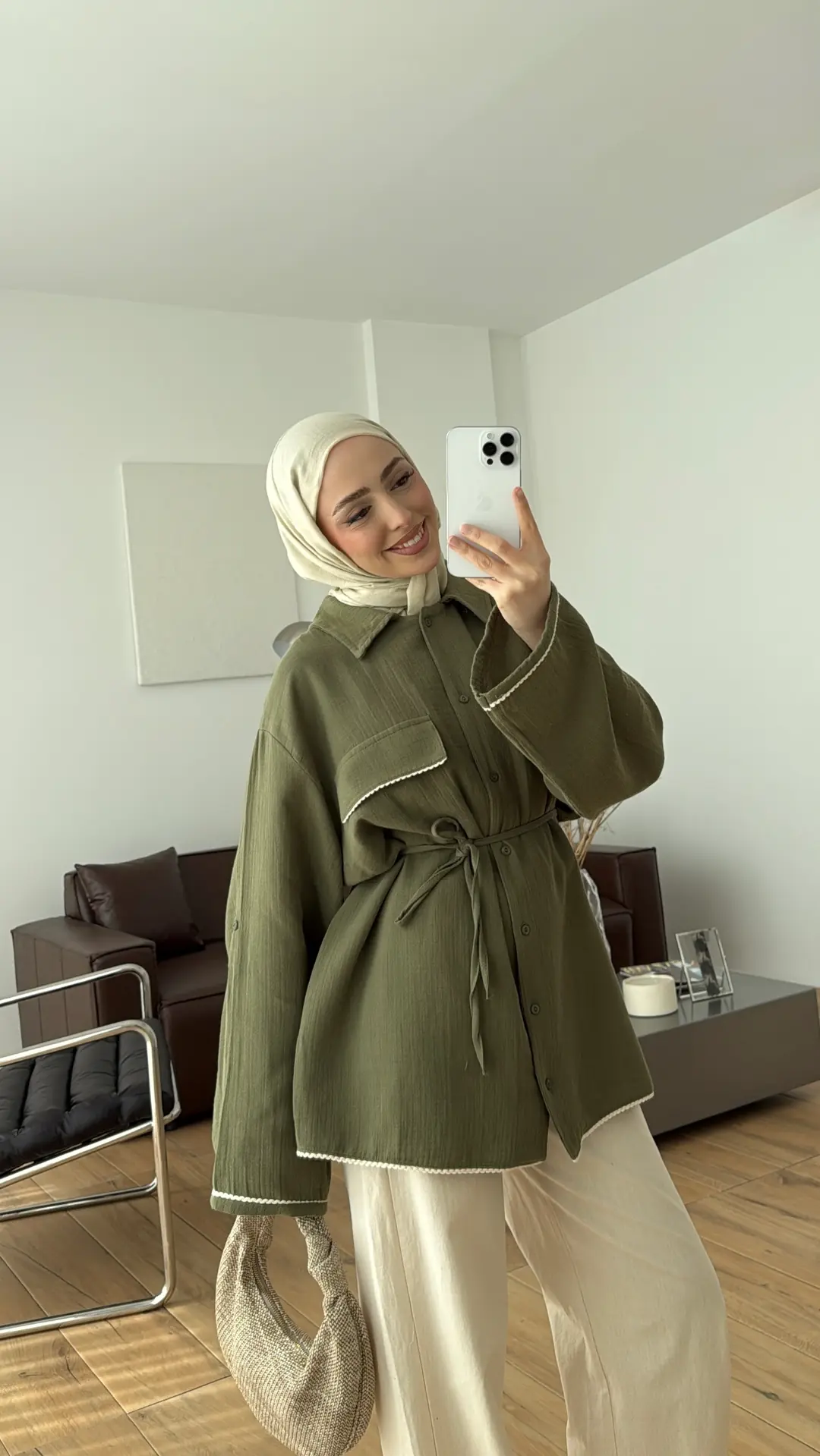 Müslin Dantel Detaylı Gömlek Haki