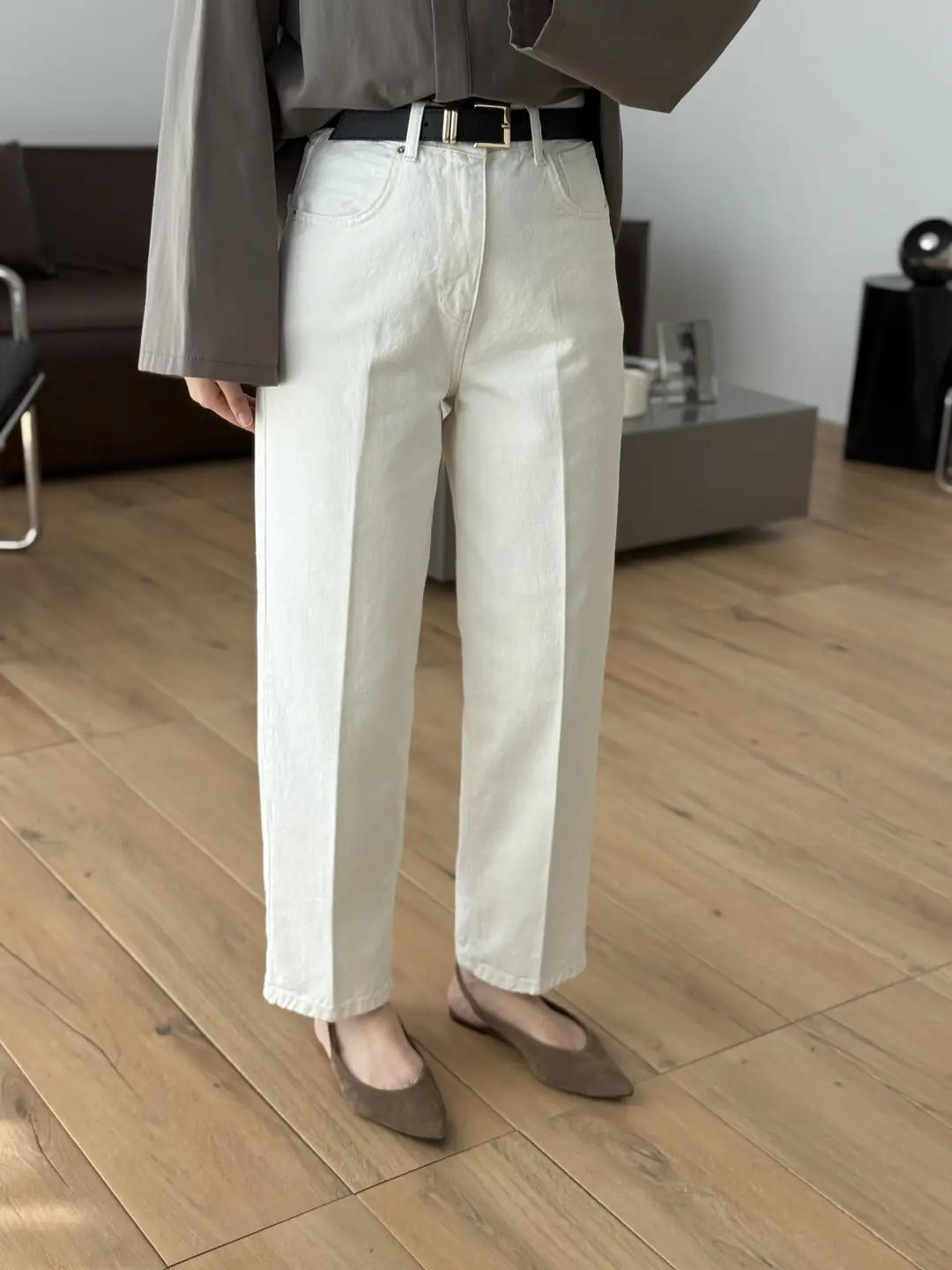 Kemerli Kırık Beyaz Mom Jean