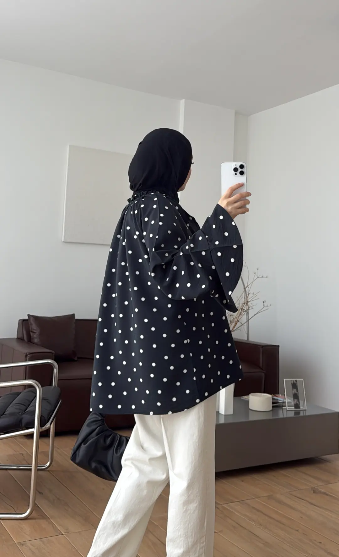 Fırfır Detaylı Puantiyeli Gömlek Siyah