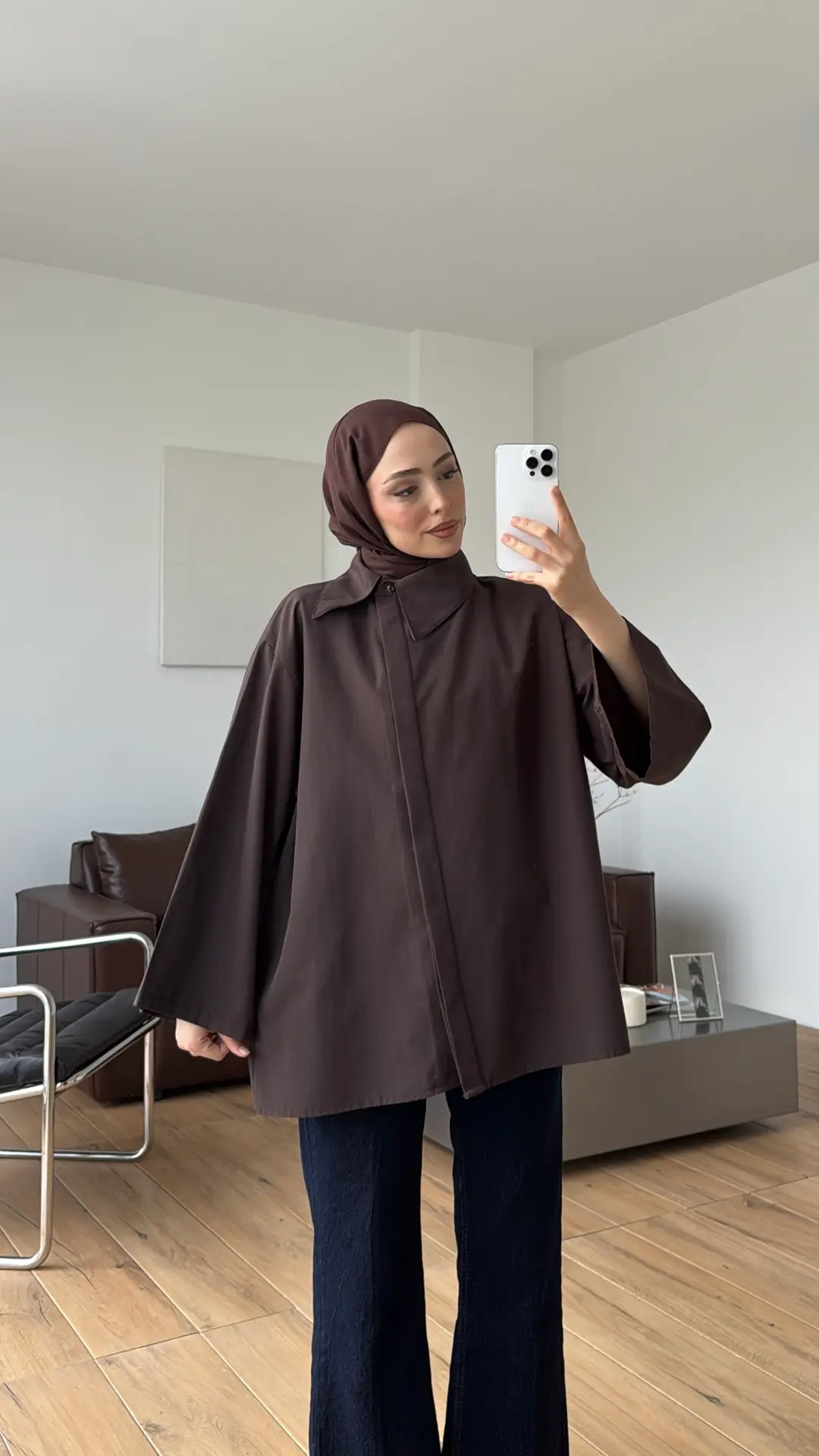 Bağcıklı Asimetrik Yaka Gömlek Kahve
