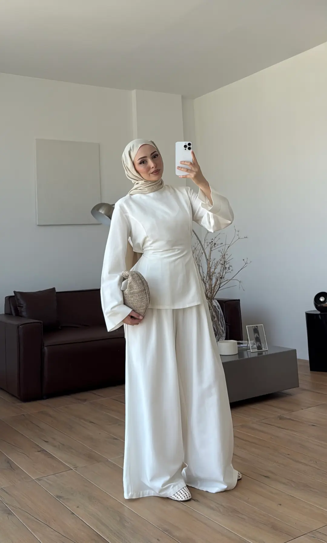Vera Yırtmaç Detay Keten Takım Beyaz