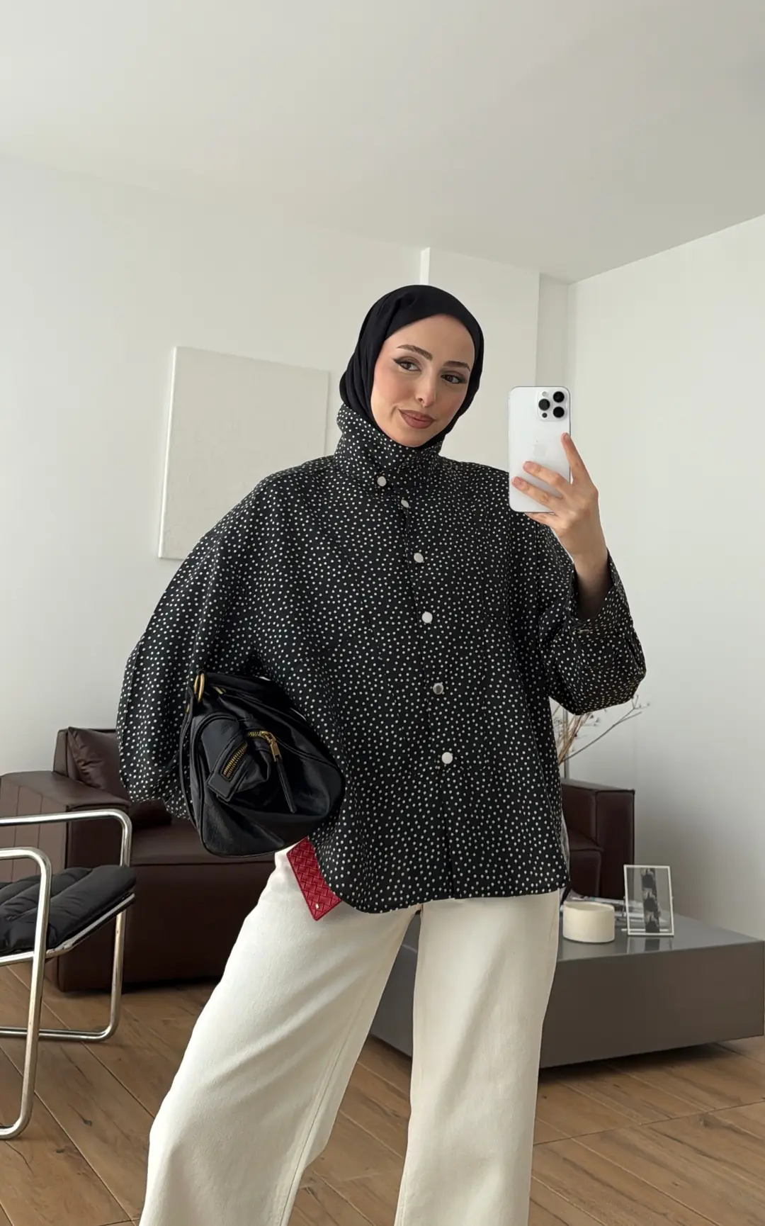 Dik Yaka Çıtçıtlı Puantiyeli Gömlek Siyah