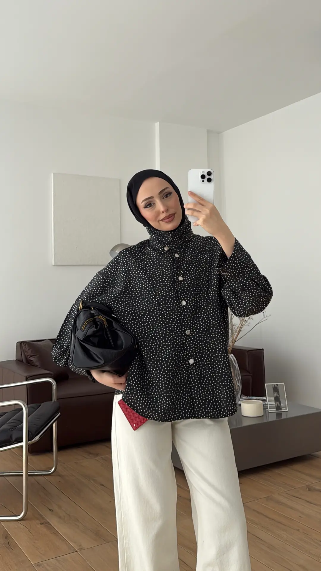Dik Yaka Çıtçıtlı Puantiyeli Gömlek Siyah