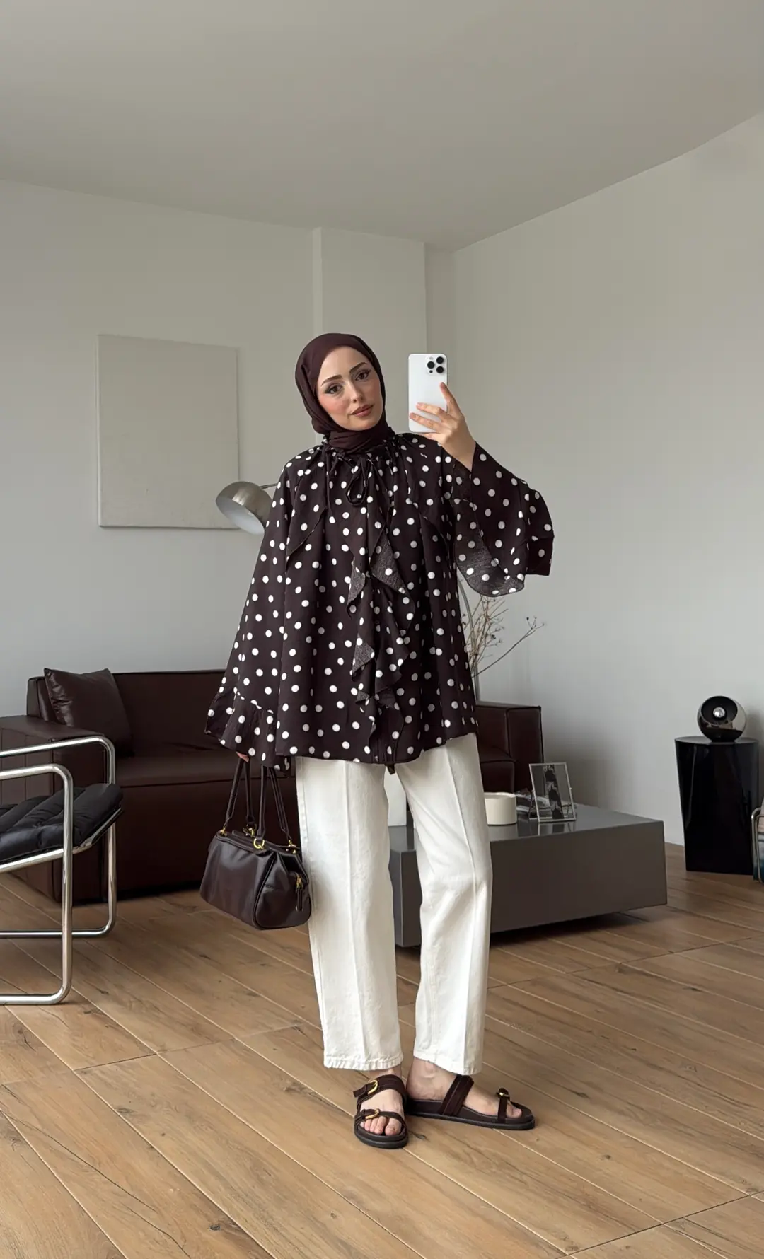 Fırfır Detaylı Puantiyeli Gömlek Kahve