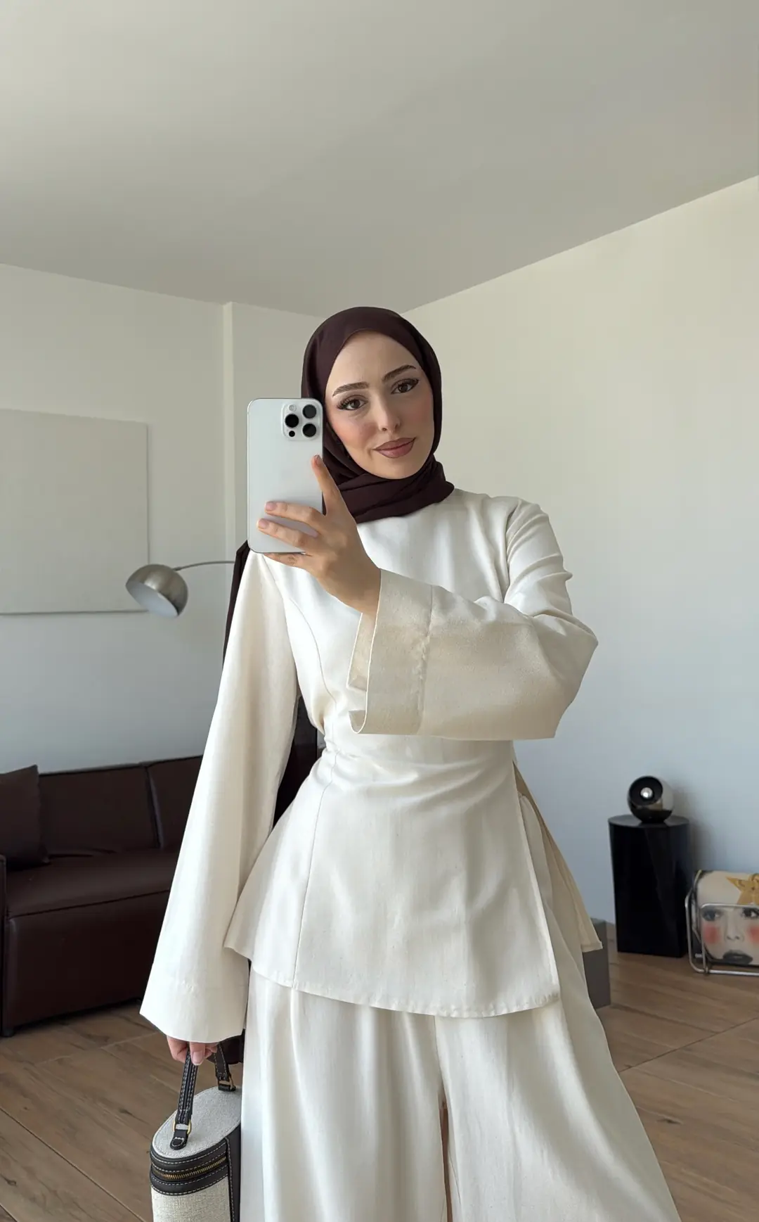 Vera Yırtmaç Detay Keten Takım Ekru