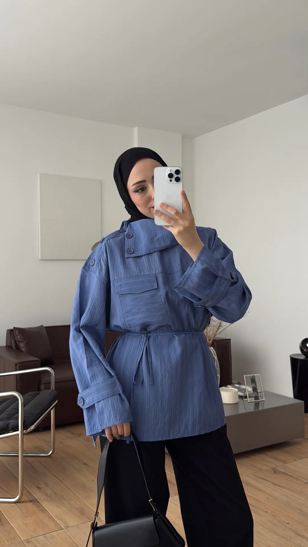 Yakası Düğme Detaylı Çizgili Gömlek İndigo