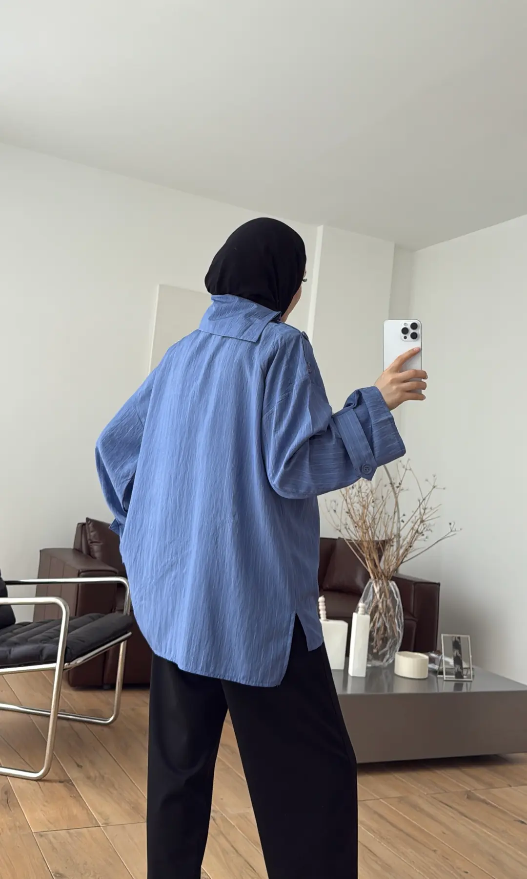 Yakası Düğme Detaylı Çizgili Gömlek İndigo