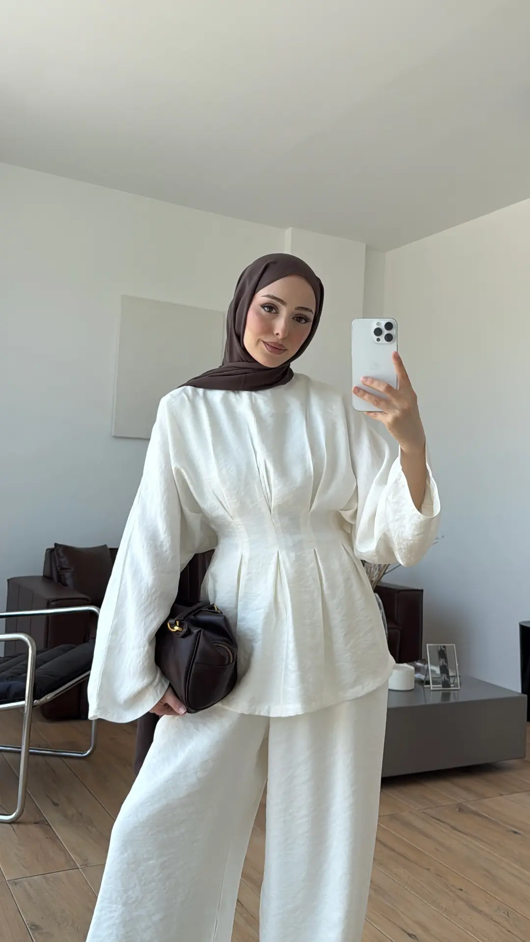 Elena Takım Ekru