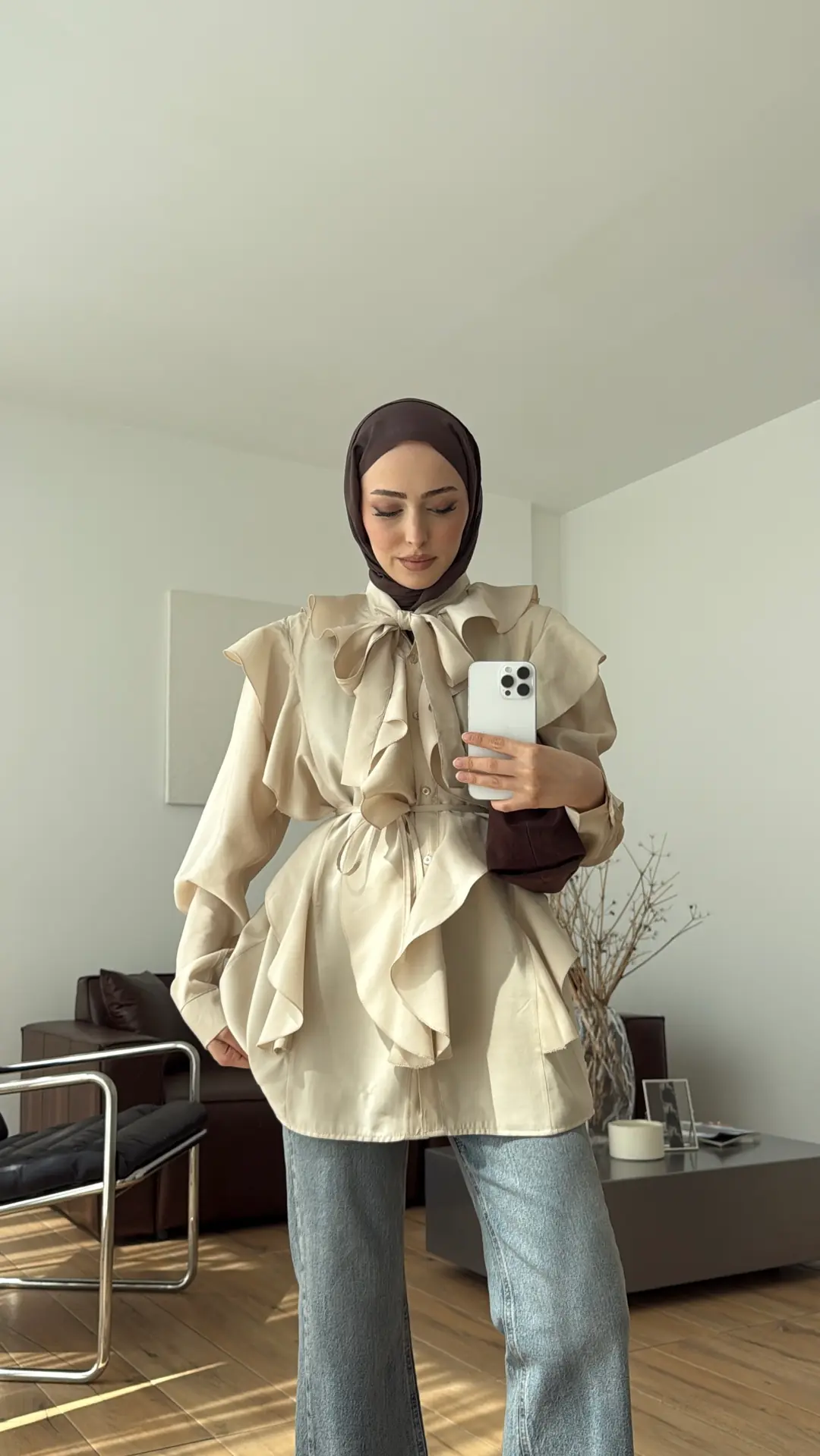 Volanlı Bağcıklı Gömlek Taş