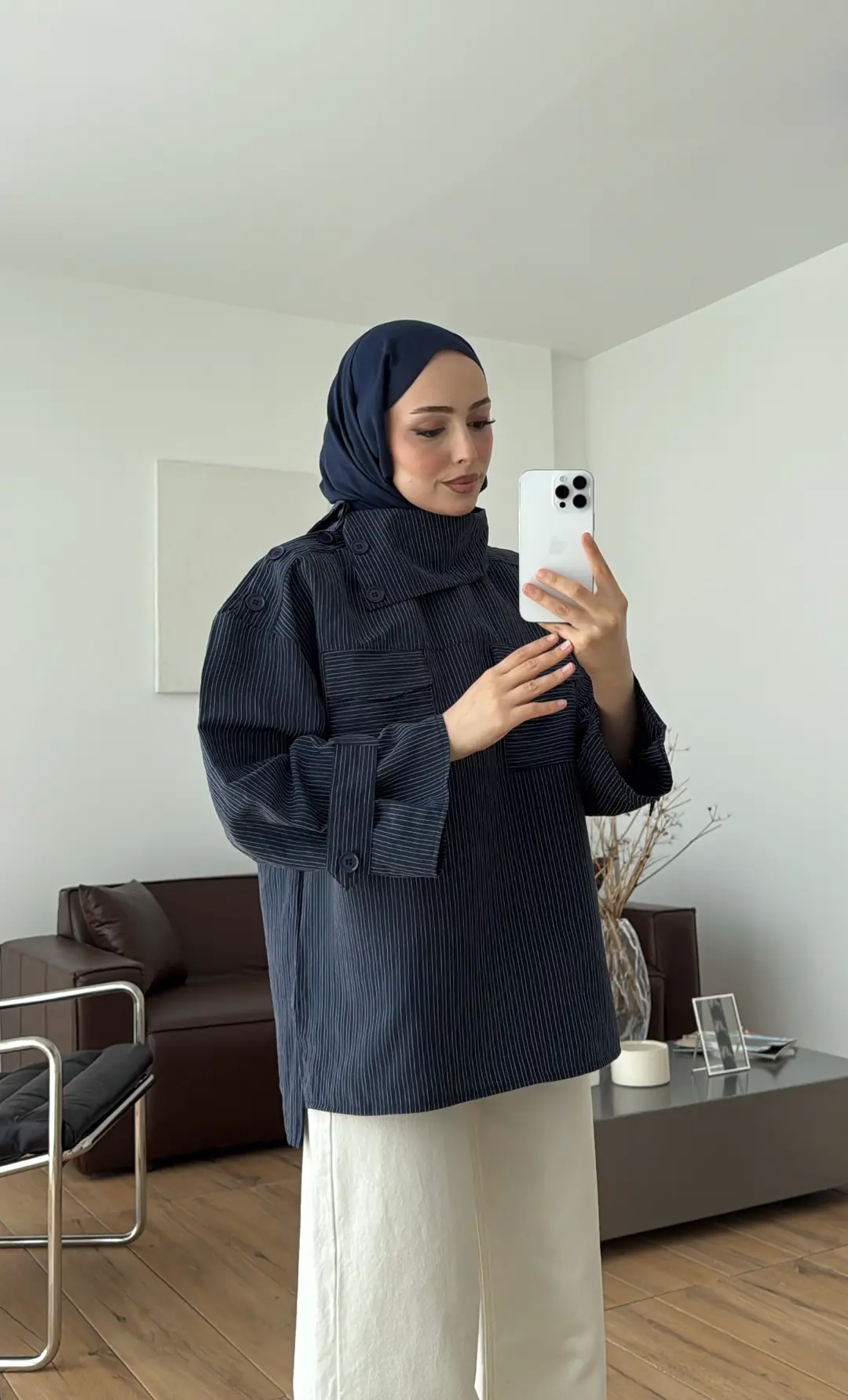 Yakası Düğme Detaylı Çizgili Gömlek Lacivert