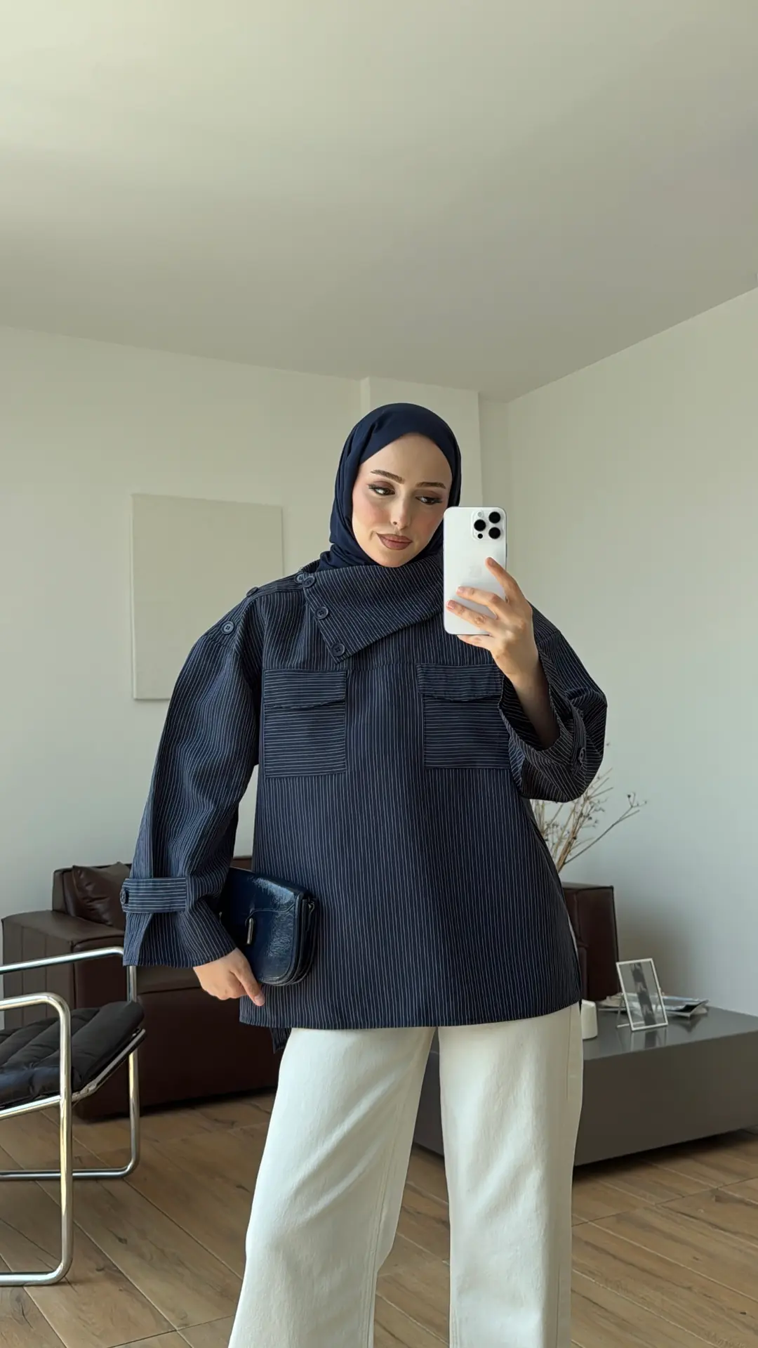 Yakası Düğme Detaylı Çizgili Gömlek Lacivert