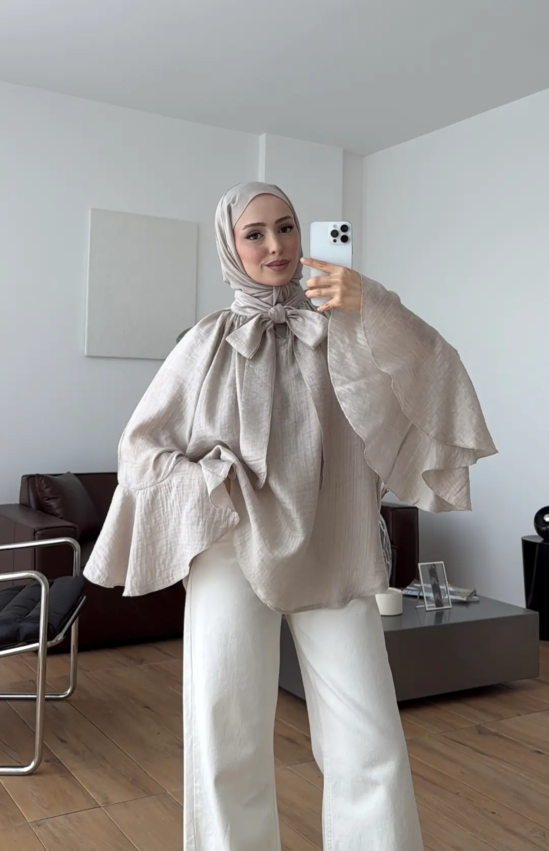 Kolları Volanlı Gömlek Taş