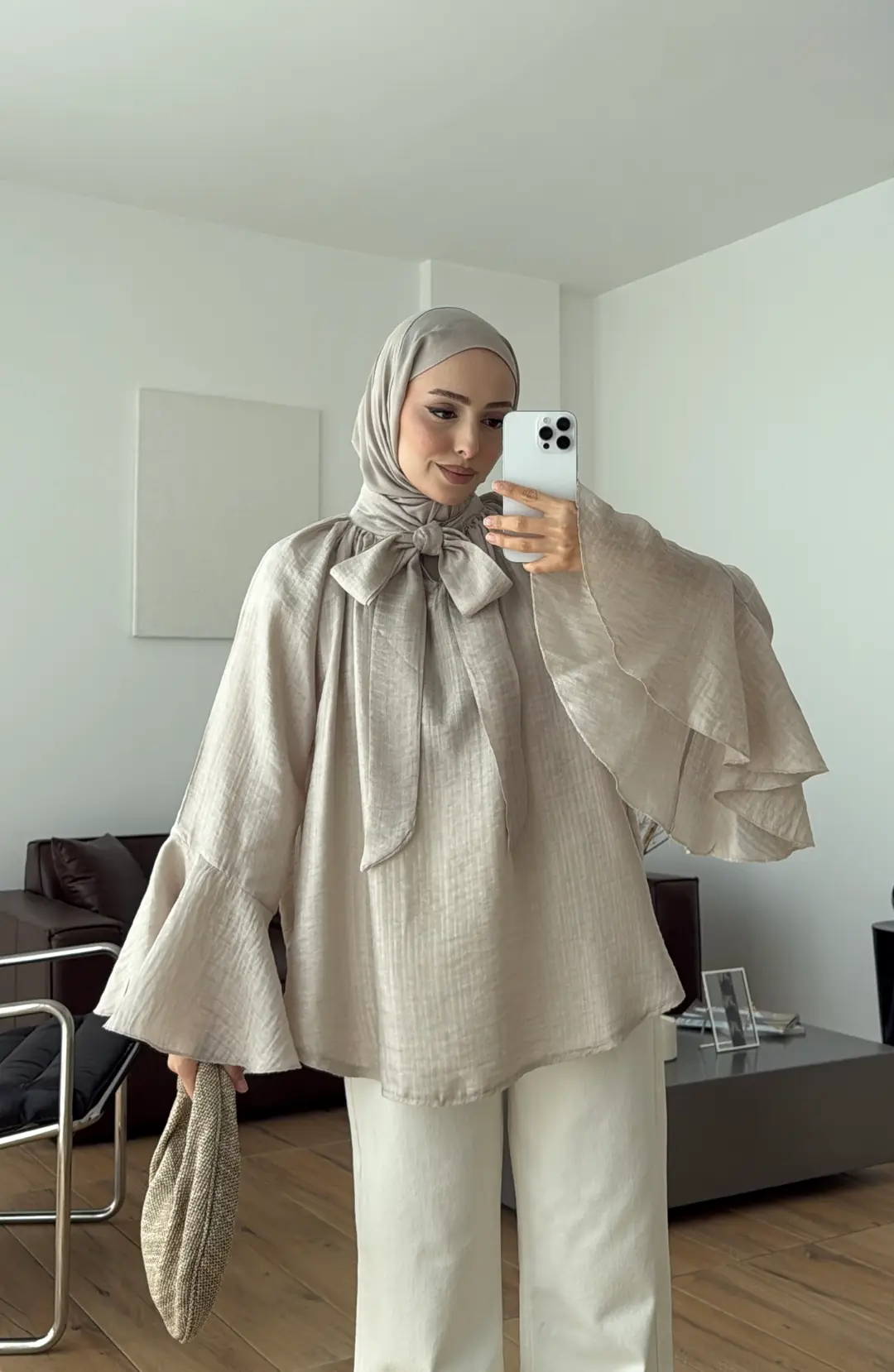 Kolları Volanlı Gömlek Taş