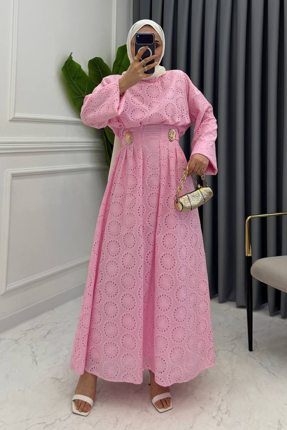 DENİZ KABUKLU KUŞAKLI ELBİSE PEMBE