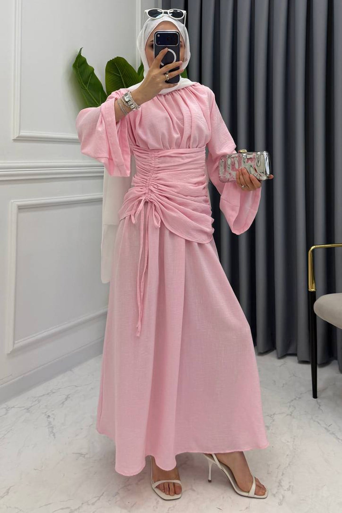 YANDAN BÜZGÜLÜ ELBİSE PEMBE